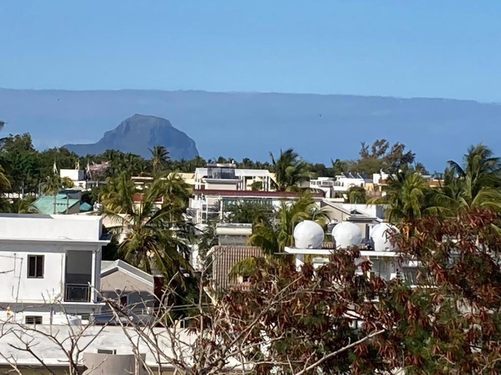 Splendide Penthouse Vue Mer A 5 Mn A Pied De La Plage Flic-en-Flacq Extérieur photo