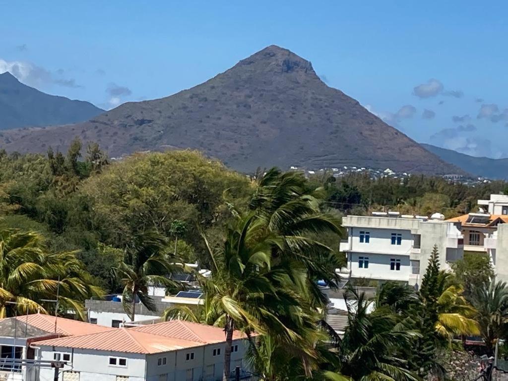 Splendide Penthouse Vue Mer A 5 Mn A Pied De La Plage Flic-en-Flacq Extérieur photo