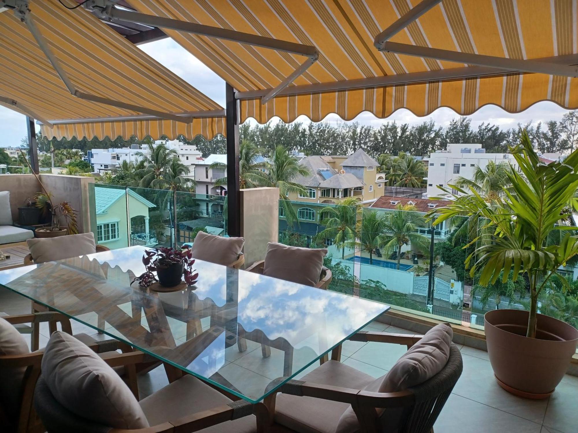 Splendide Penthouse Vue Mer A 5 Mn A Pied De La Plage Flic-en-Flacq Extérieur photo